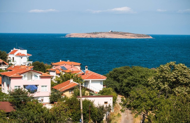 Vacation apartment with stunning sea views