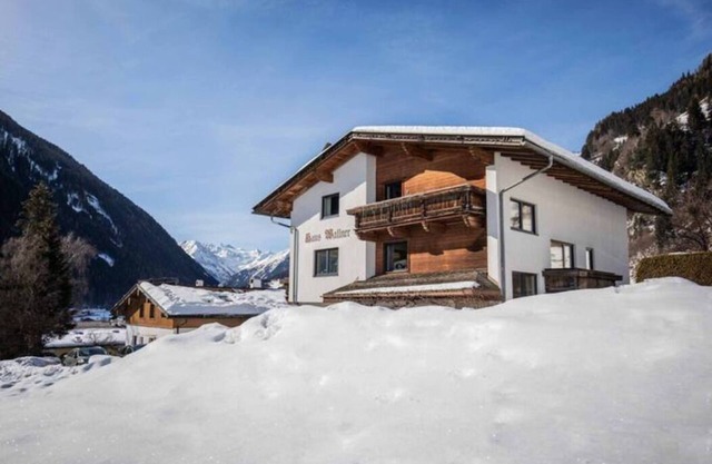 Vacation apartment Elfer (2 - 6 persons, Neustift)