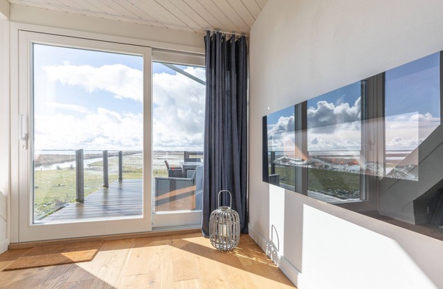 Vacation home Arlau Schleuse in the Hattstedtermarsch for up to 4 people