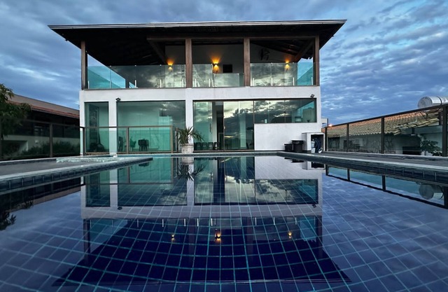 Vacation home - high standard with lake and mountain views