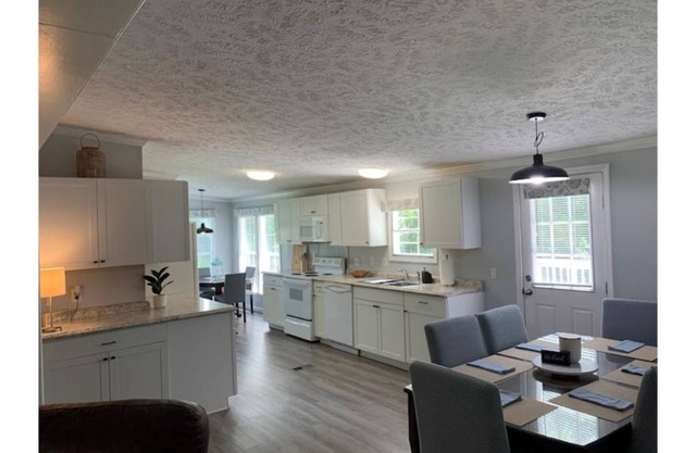 Vacation home only 6 minutes from the beach