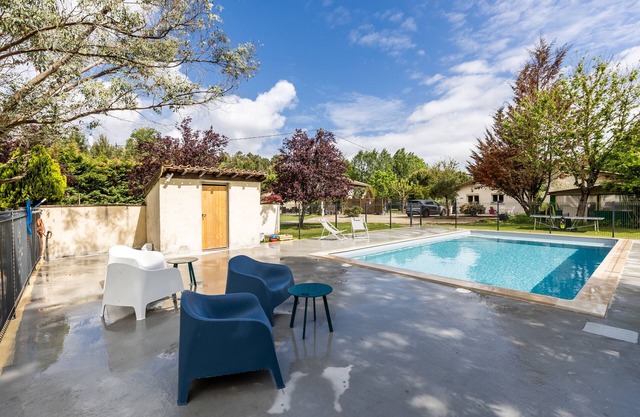 Vacation Home "Senguinous 2" with Shared Pool, Private Terrace & Wi-Fi