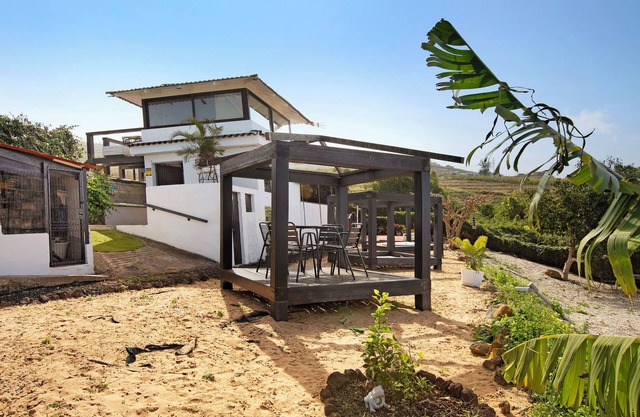 Vacation Home "Spr Finca" with Sea View & Private Garden