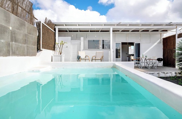 Vacation Studio 'Suite Amanecer' with Private Pool, Private Terrace and Wi-Fi