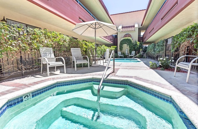 Vantage Point Inn Woodland Hills