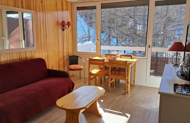 Vars les Claux Appartement sur les Pistes, 4 Couchages