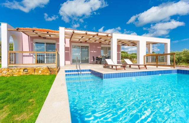 Vatsa Beach Villa - Two Bedroom Villa, Sleeps 5