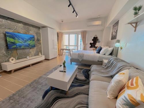Venice Grand Canal Experience Suite, 2 Mins Walk, Pool, Gym, Balcony & 5G WiFi, Ste 16