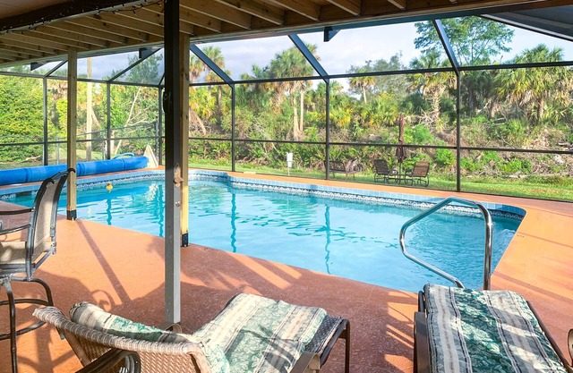 Venice Home w/Private Pool, 7 Mi to Beach!