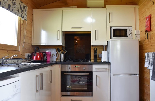Venture off on a journey for two, and visit this delightful lodge complete with your own hot tub.