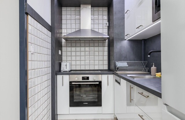 Venus Apartments - Westside Residence