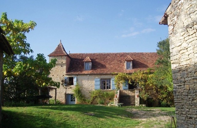 VERY NICE CHARACTER HOUSE LOT(PÉRIGORD, QUERCY) 12 to 16 PERSONS, SWIMMING POOL