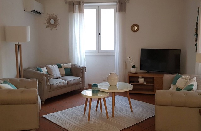 Very nice house of 120 m2 in the heart of Valbonne village for 6 people