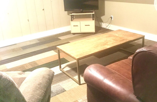 Very Private Coplin Apartment 7 Miles From Sugarloaf
