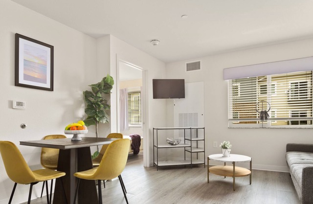 Viagem Welcoming 1BR with Gym 10min to City