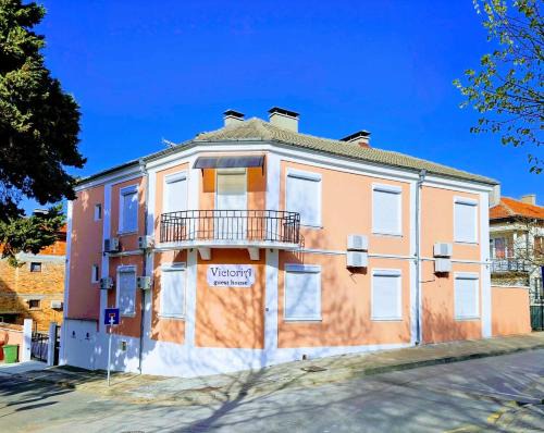Victoria guest house