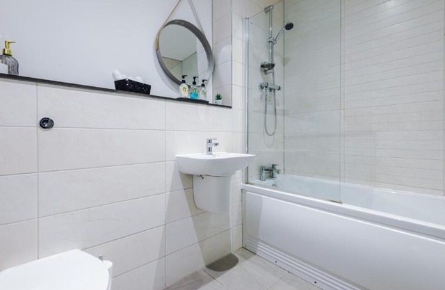 Victoria Mill by Staycay