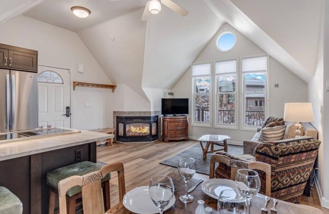 Victorian Under the Gondola: 1 Bedroom Apartment