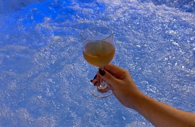 Vikendica Breza - Chalet with Jacuzzi