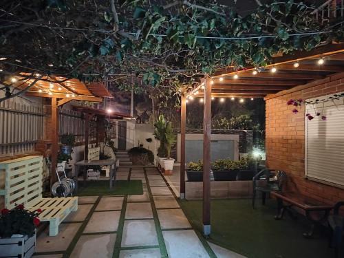 Vila Peña Private Apartment with Shared Pool & Gardens