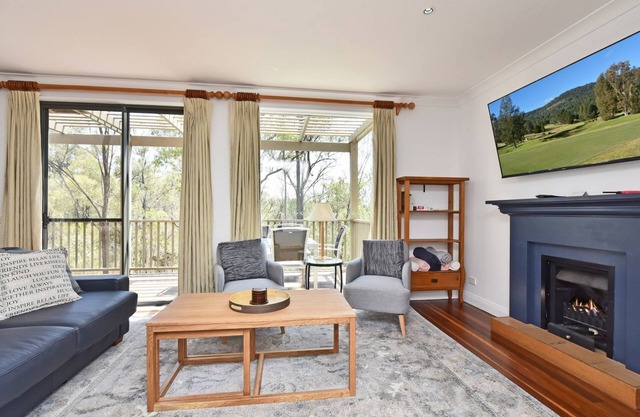 Villa 2br Barbera Villa located within Cypress Lakes Resort
