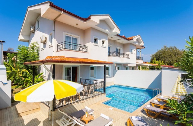 Villa Ada 2 - Eight Bedroom Villa, Sleeps 16