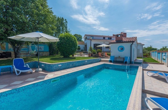 Villa Anita with common Pool/Two-Bedroom Apartment A1