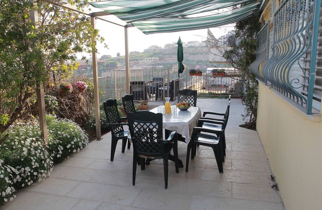 VILLA apt; PANORAMA VIEW - SEA OF GALILEE; 30 min to all attractions; for family