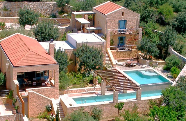 Villa Ariadne - Apokoron Villa with 2 Private Pools and Great Views