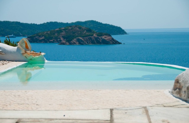 Villa Arios Your little Private Resort only 5 min away from a secluded beach