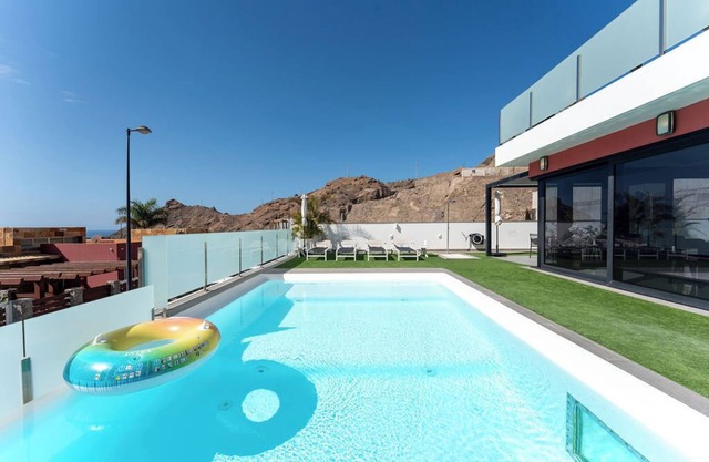 Villa Art & Design Tauro/Heated pool/Wi-Fi/BBQ