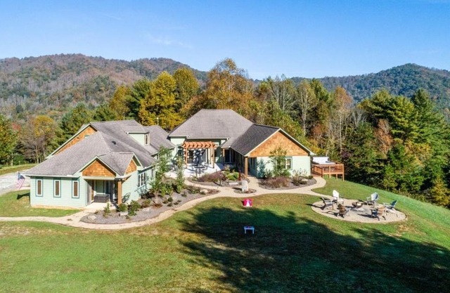Villa at Stony Woods Estate near Asheville