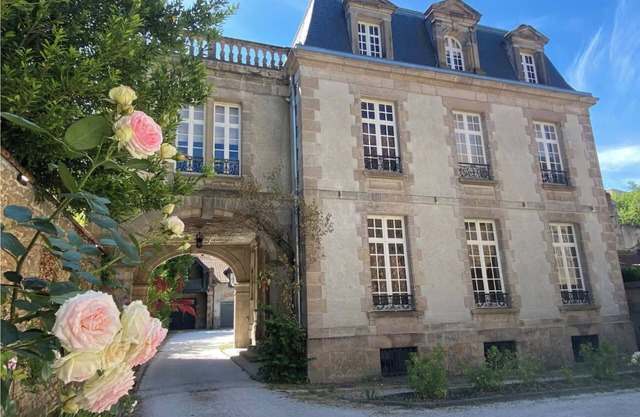 Villa Beaupeyrat (Charming private residence - In the heart of Limoges)