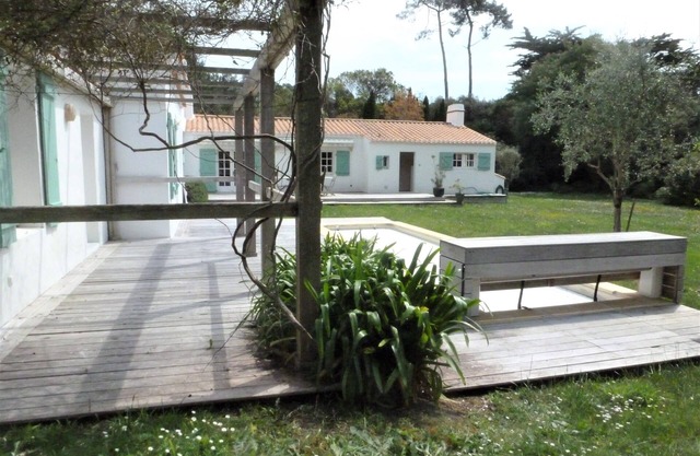 Villa Bois de la Chaise 100M beach 13 people Garden 3700m2 Heated pool
