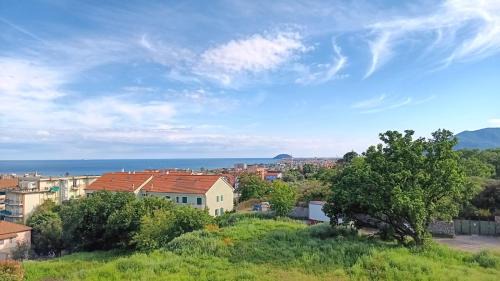 Villa Caravella di due piani con terrazza vista mare