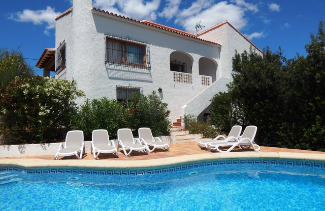 Villa Carfax, with private pool and beautiful views
