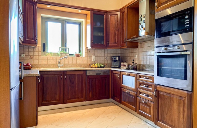 Villa Carousos , 3 Bedrooms , 8 persons