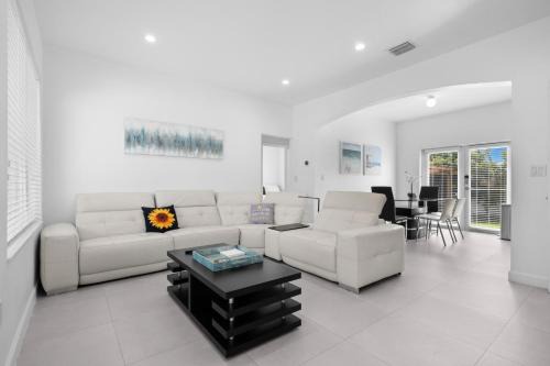 Villa Coco Cozy Home Near Brickell Miami Beach