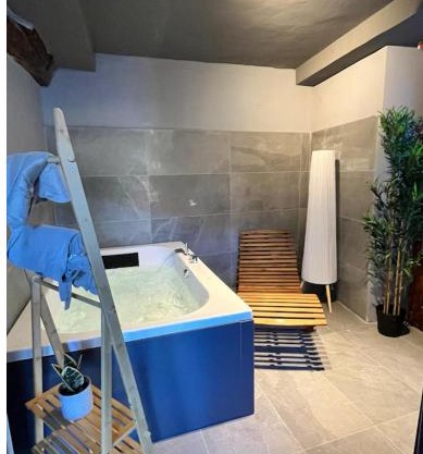 VILLA Como, Jacuzzi Spa and Private Pool