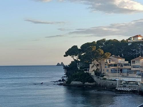Villa d'Exception à 20m Des Sablettes Plage, Côte d'Azur