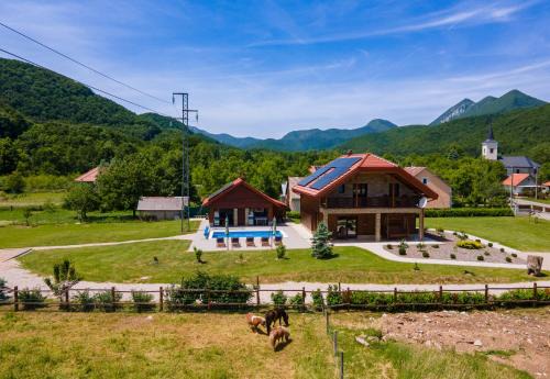 Villa D-IKA