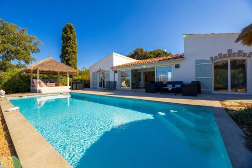 Villa des Orangers - Villa vue mer avec piscine
