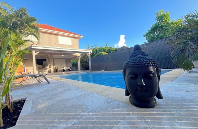 Villa dO Sainte Anne, Piscine & Proche Plage