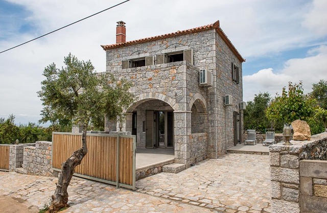 Villa Dosona Mani