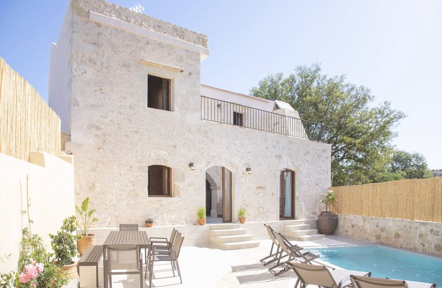 Villa Evelyn is a retreat of relaxation close to Rethymno