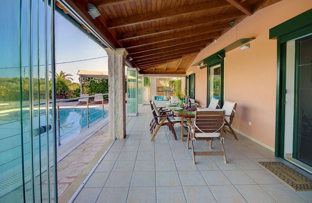 Villa Emily in Dassia with private pool - 12km from the airport and corfu town