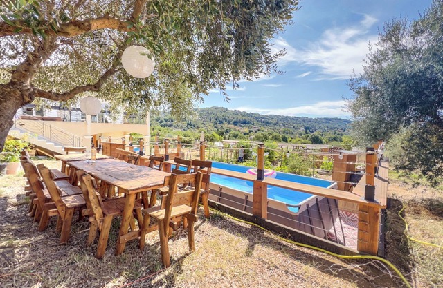 Villa enjoying the beauty of the countryside and close to all amenities