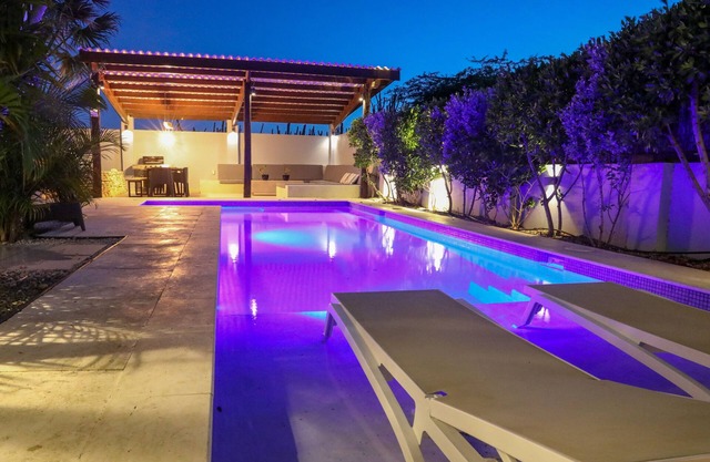 Villa Esmeralda Aruba 3 min to PALM BEACH & GOLF