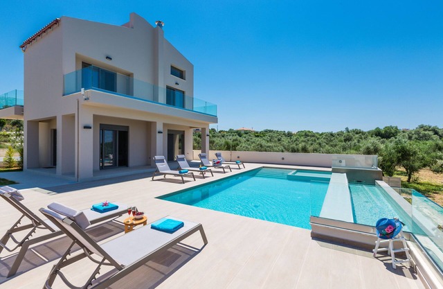 Villa Estel | Luxury villa with seaview, 1km to the beach