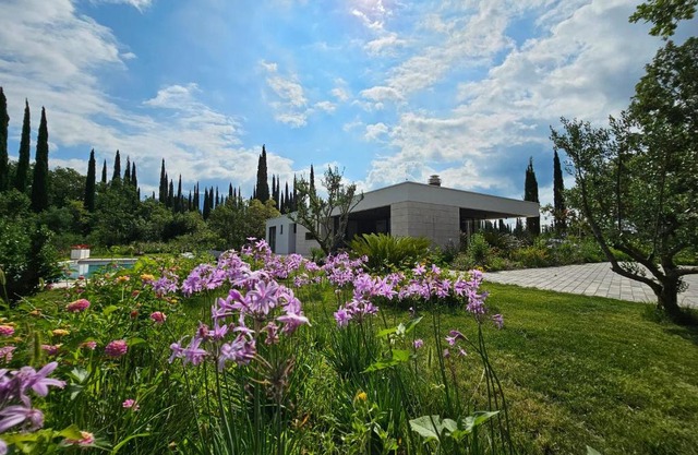 Villa Eta